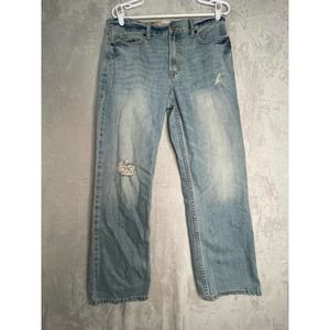 Mossimo  mens 32x30 jeans blue distressed relaxed fit